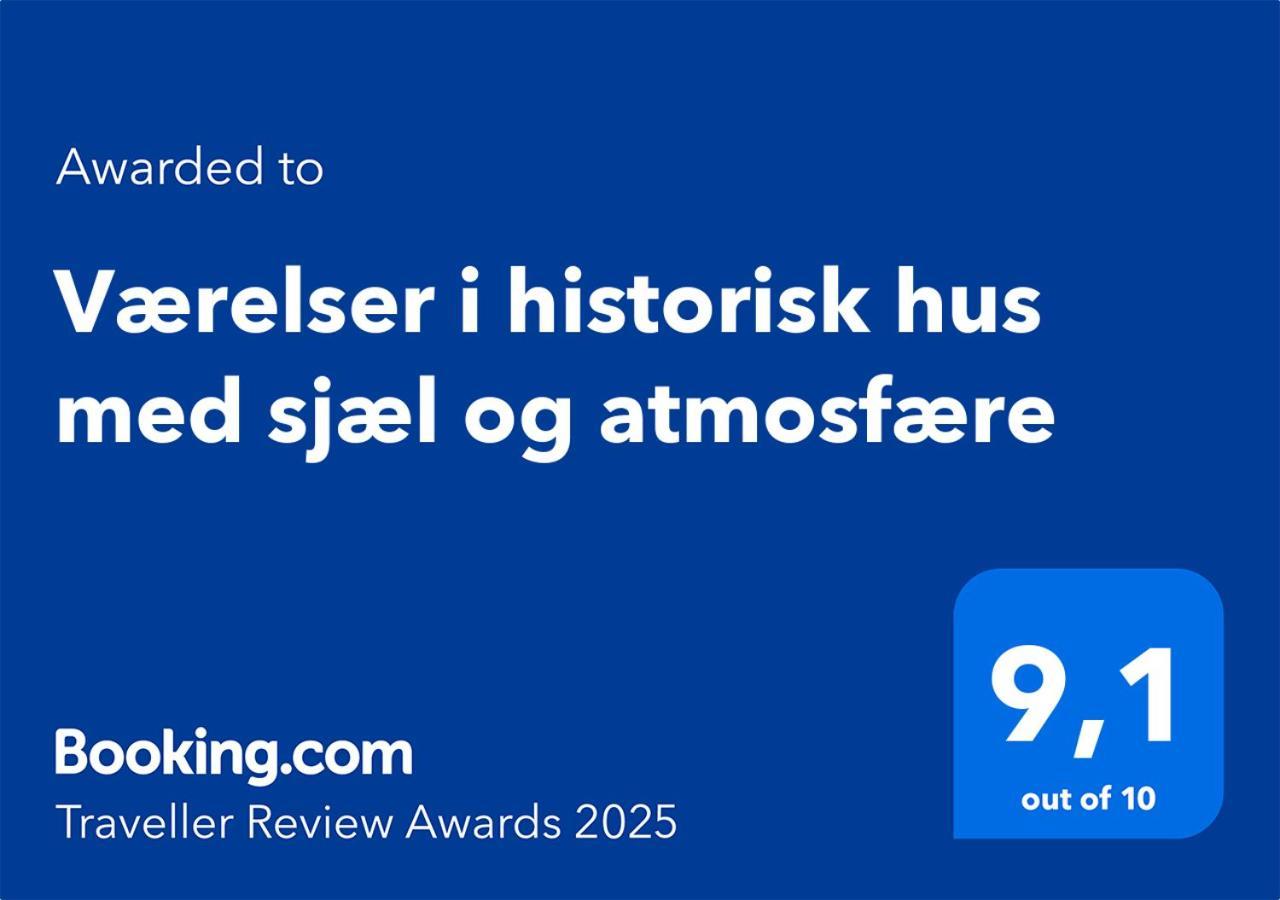 Vaerelser I Historisk Hus Med Sjael Og Atmosfaere Helsinge Exterior foto